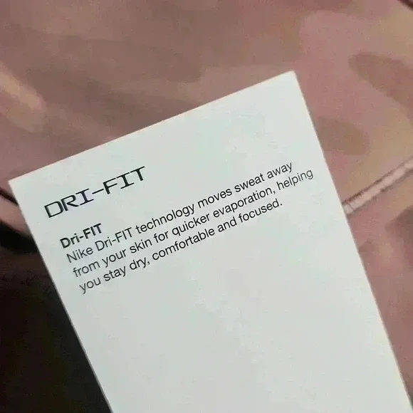 NIKE DRI-FIT Mauve camo infinasmooth medium supporting high rise 8 "length - Picture 8 of 16